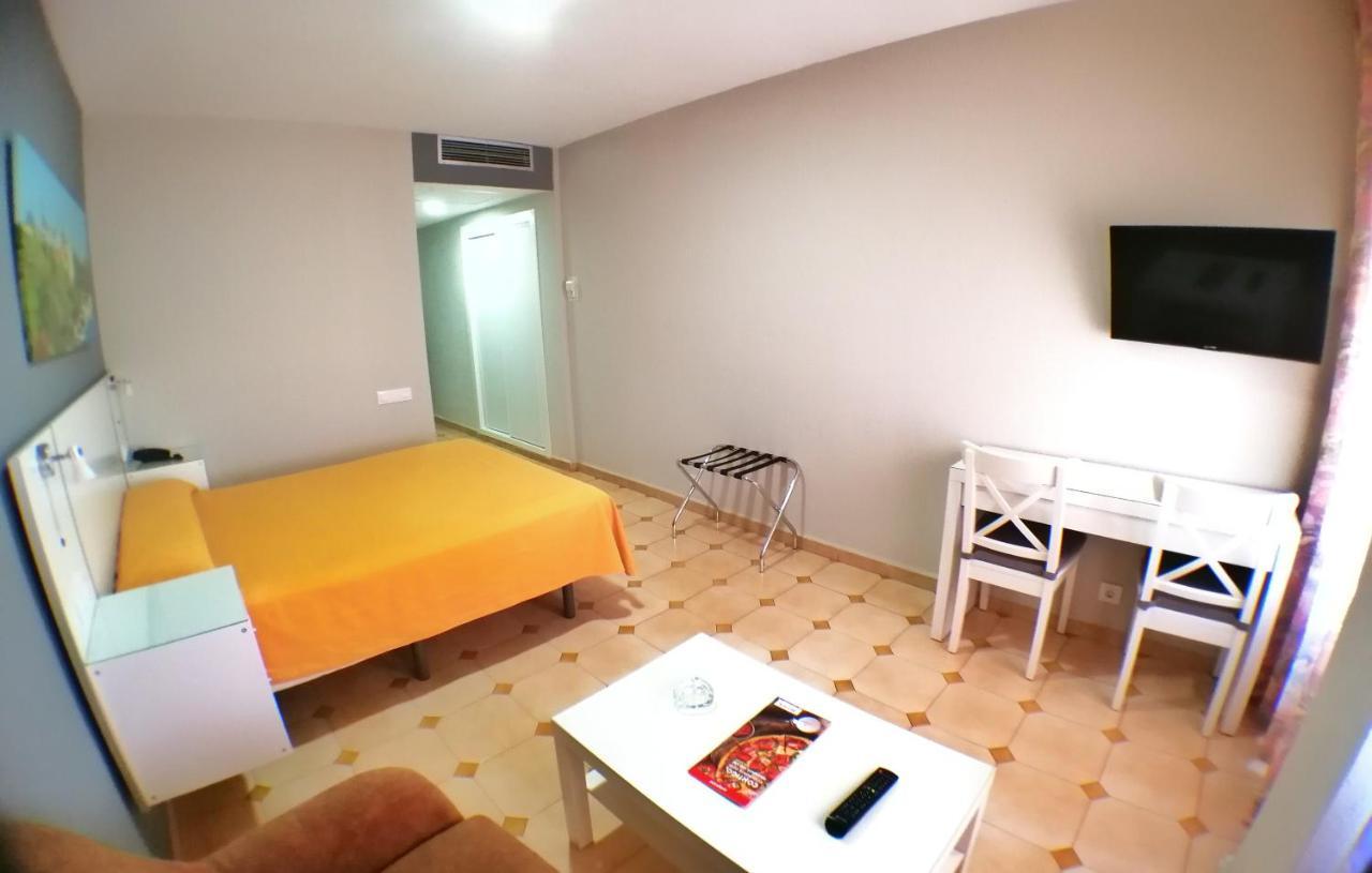 סביליה Apartamentos Resitur מראה חיצוני תמונה