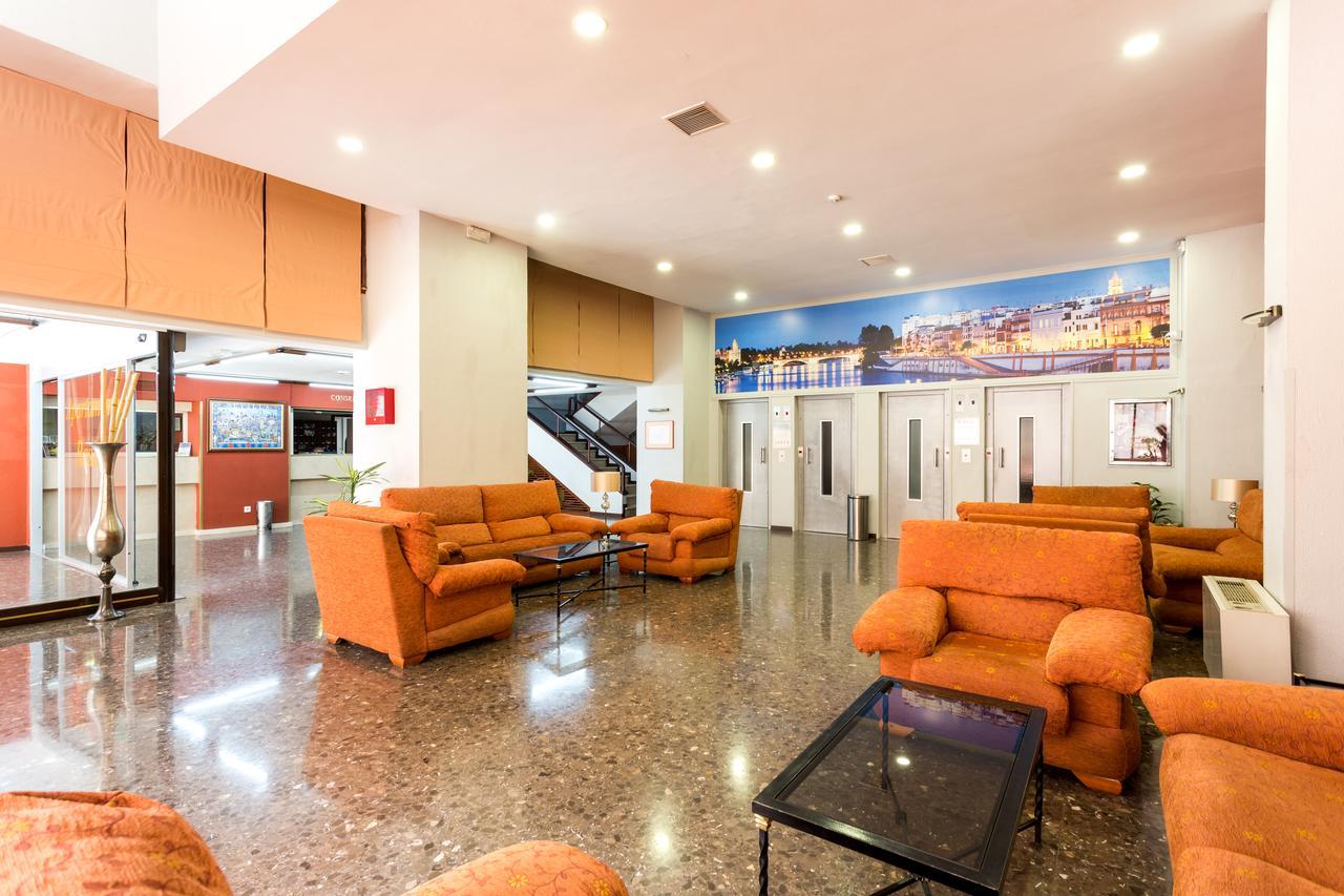 סביליה Apartamentos Resitur מראה חיצוני תמונה