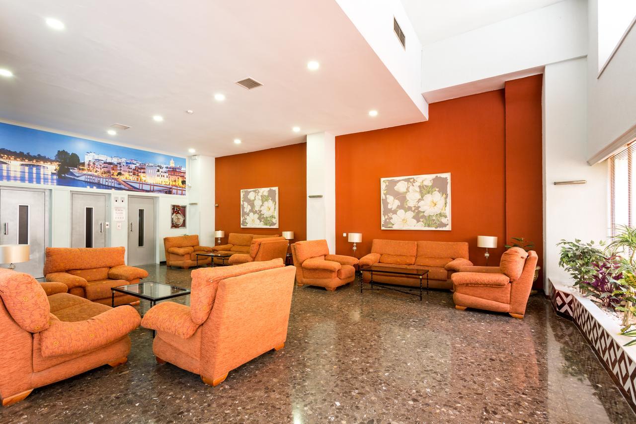 סביליה Apartamentos Resitur מראה חיצוני תמונה