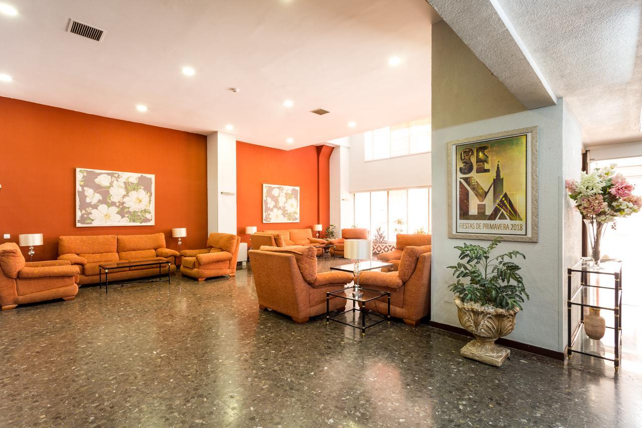 סביליה Apartamentos Resitur מראה חיצוני תמונה