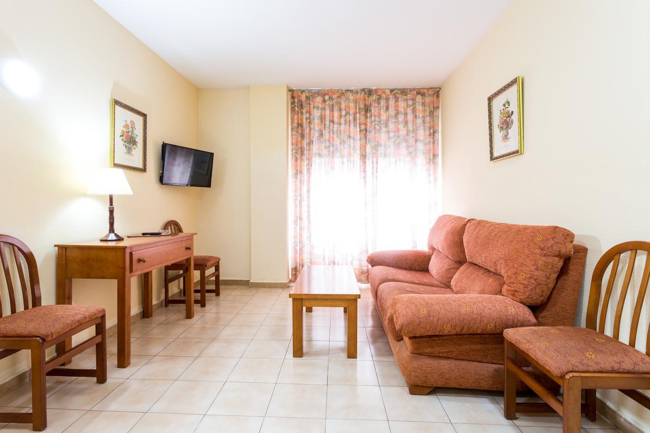 סביליה Apartamentos Resitur מראה חיצוני תמונה